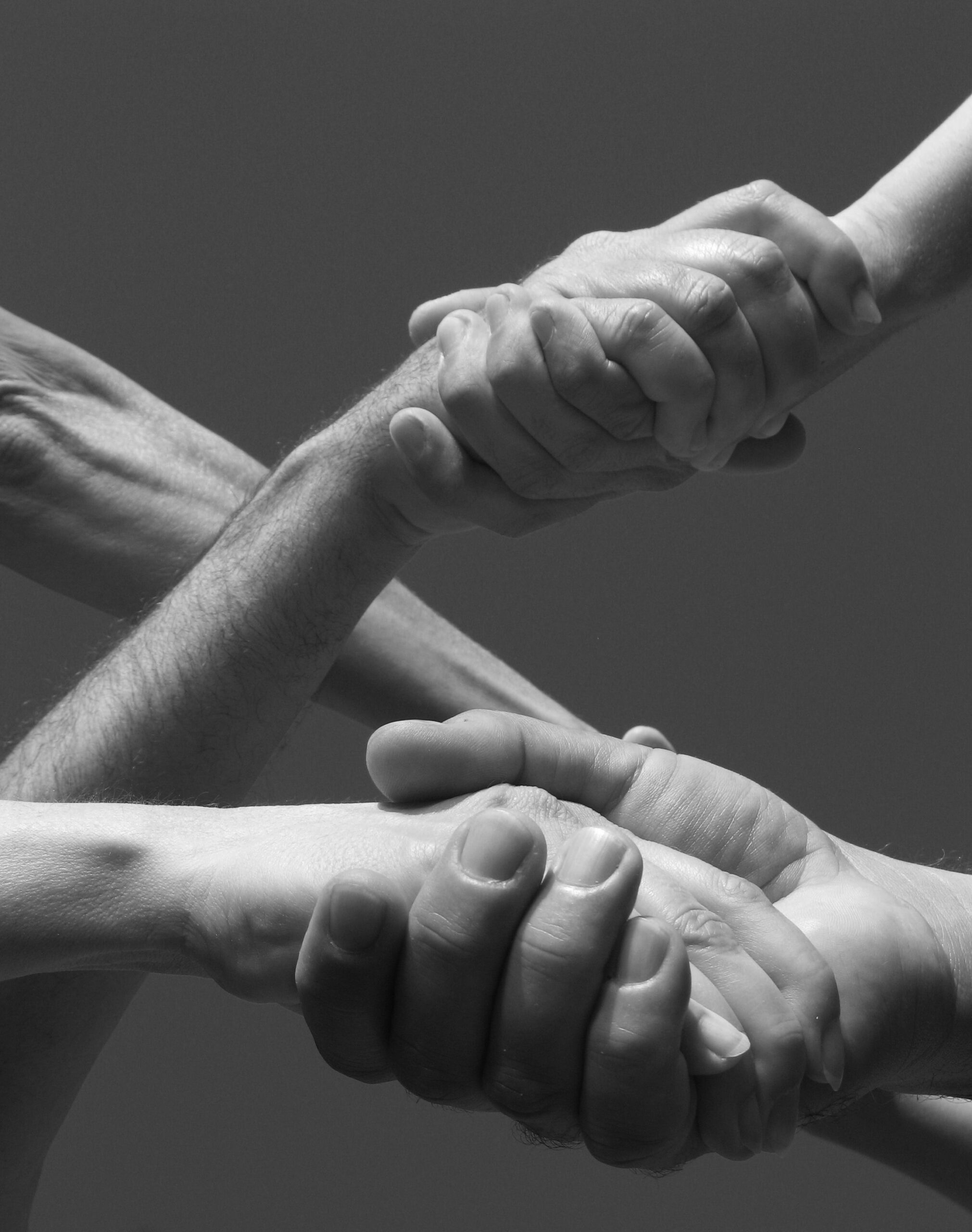 Manos-entrelazadas